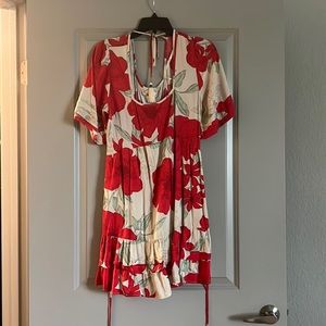 Worn once. Size medium, Band of Gypsys collective collection, red floral Poppy